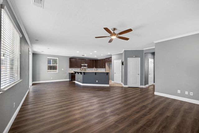 274 Crescent Moon Dr, Lathrop, CA 95330