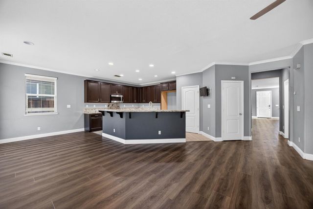 274 Crescent Moon Dr, Lathrop, CA 95330