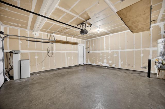 274 Crescent Moon Dr, Lathrop, CA 95330