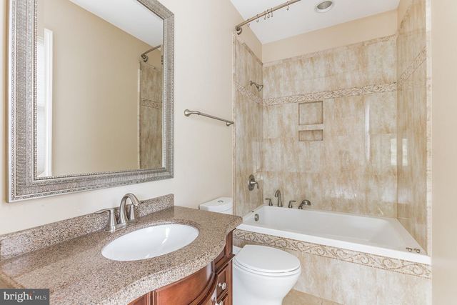 7607 NEWMARKET DR, Bethesda, MD 20817
