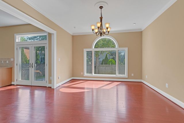 7607 NEWMARKET DR, Bethesda, MD 20817