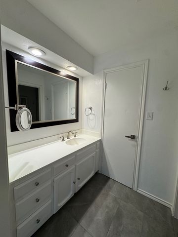 4422 Westdale Court, Fort Worth, TX 76109