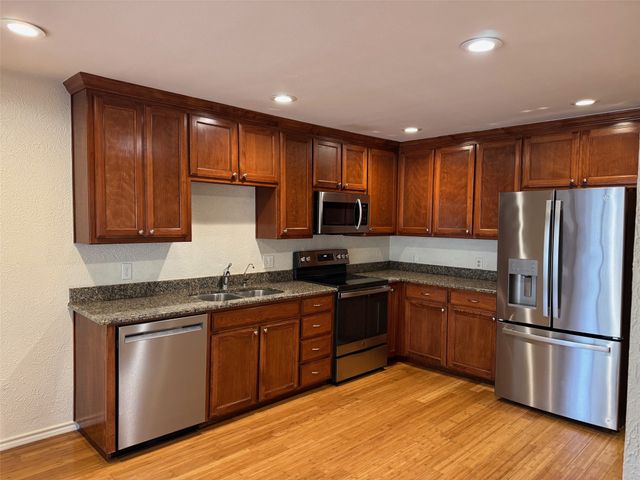 4422 Westdale Court, Fort Worth, TX 76109