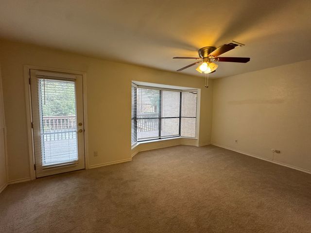 4422 Westdale Court, Fort Worth, TX 76109