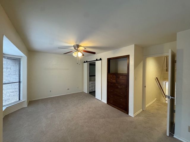 4422 Westdale Court, Fort Worth, TX 76109