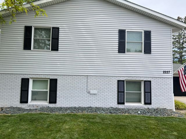 2227 Coldspring Road, Crown Point, IN 46307