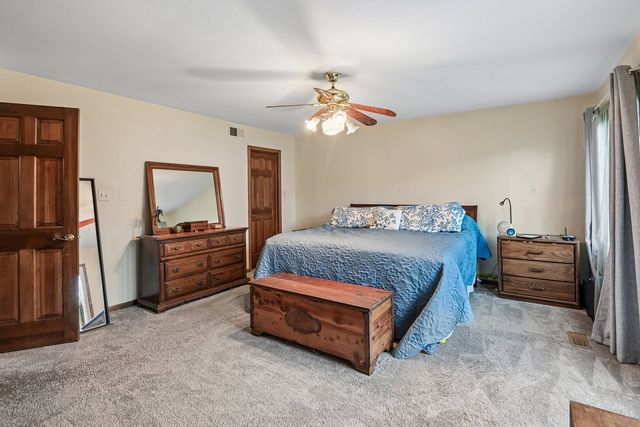17420 92nd Avenue, Tinley Park, IL 60487