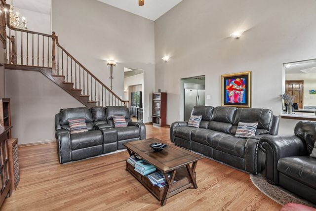 17420 92nd Avenue, Tinley Park, IL 60487