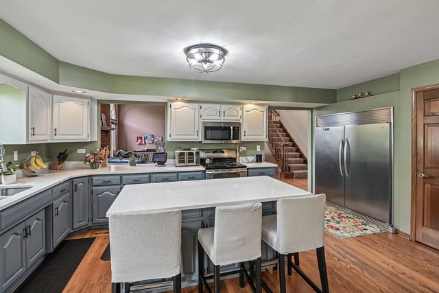 17420 92nd Avenue, Tinley Park, IL 60487