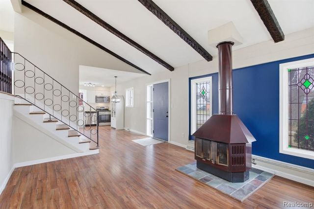 2765 Dunlop Street, Trenton, MI 48183