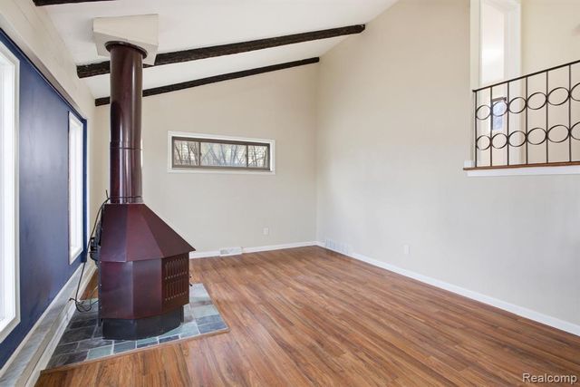 2765 Dunlop Street, Trenton, MI 48183