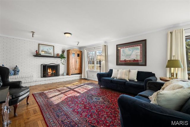 11960 Randy Drive, Creve Coeur, MO 63141