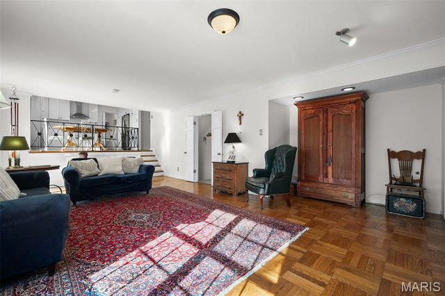 11960 Randy Drive, Creve Coeur, MO 63141