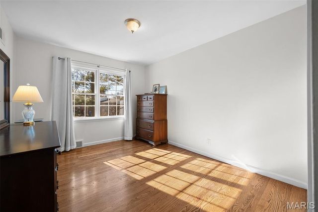 11960 Randy Drive, Creve Coeur, MO 63141