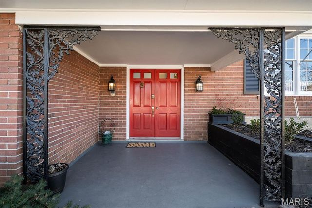 11960 Randy Drive, Creve Coeur, MO 63141