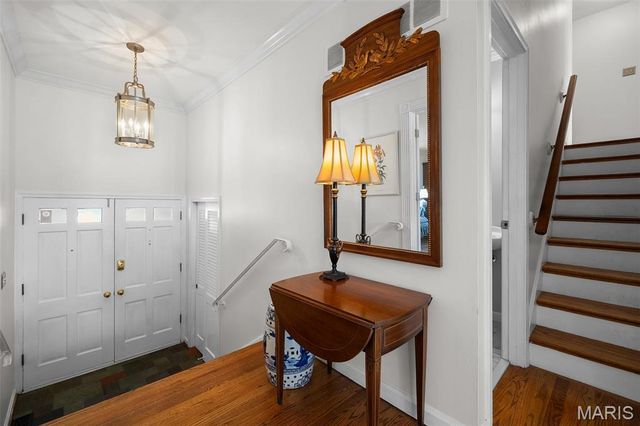 11960 Randy Drive, Creve Coeur, MO 63141