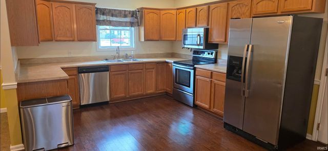 1143 Bennighof Avenue, Evansville, IN 47714
