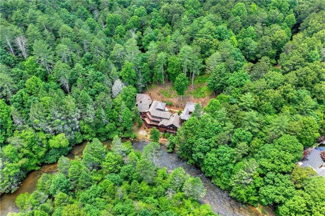 192 Delphi Hills Lane, Mccaysville, GA 30555