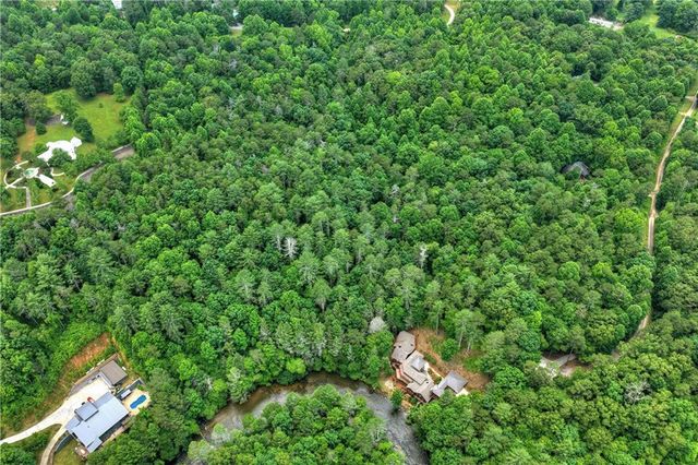 192 Delphi Hills Lane, Mccaysville, GA 30555
