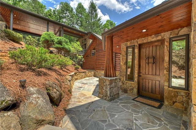 192 Delphi Hills Lane, Mccaysville, GA 30555