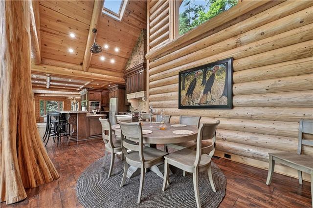192 Delphi Hills Lane, Mccaysville, GA 30555