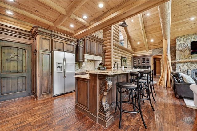 192 Delphi Hills Lane, Mccaysville, GA 30555