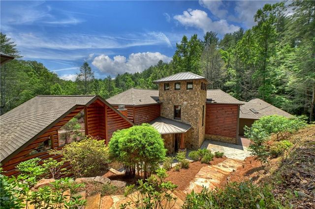 192 Delphi Hills Lane, Mccaysville, GA 30555