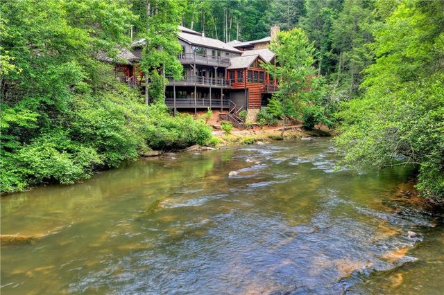 192 Delphi Hills Lane, Mccaysville, GA 30555