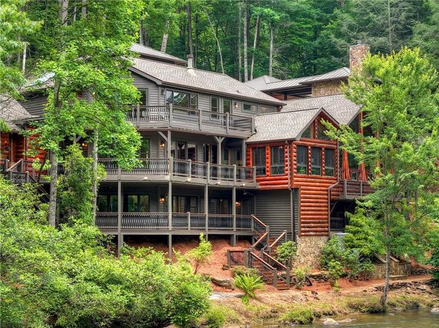 192 Delphi Hills Lane, Mccaysville, GA 30555