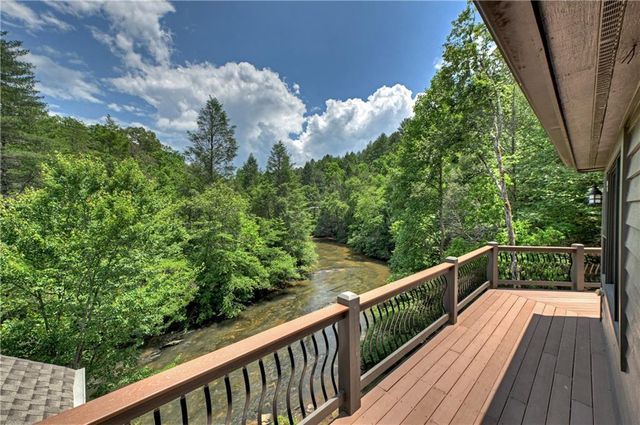192 Delphi Hills Lane, Mccaysville, GA 30555