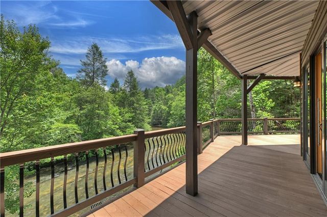 192 Delphi Hills Lane, Mccaysville, GA 30555