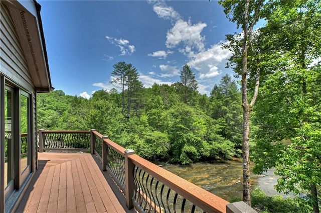 192 Delphi Hills Lane, Mccaysville, GA 30555