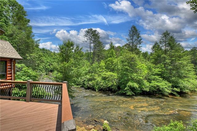 192 Delphi Hills Lane, Mccaysville, GA 30555