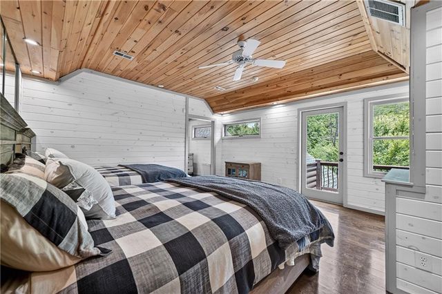 192 Delphi Hills Lane, Mccaysville, GA 30555