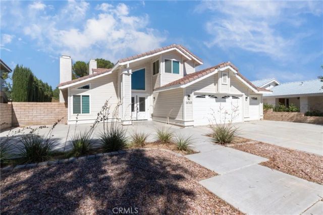 14743 BLUE GRASS Drive, Helendale, CA 92342
