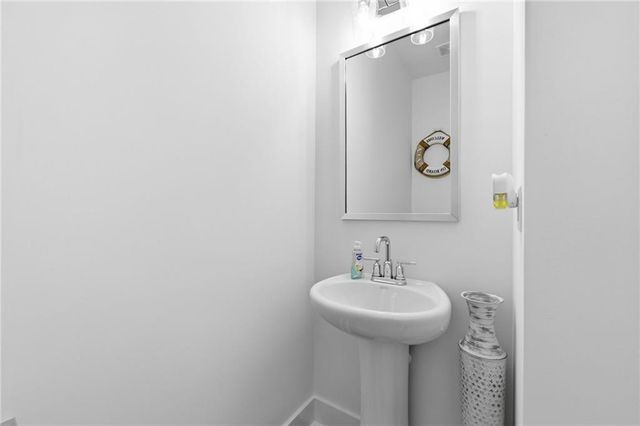 1884 Aron Lane, Conyers, GA 30013