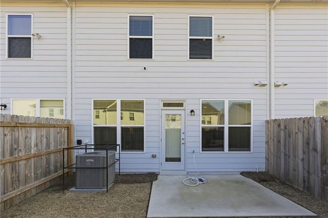 1884 Aron Lane, Conyers, GA 30013