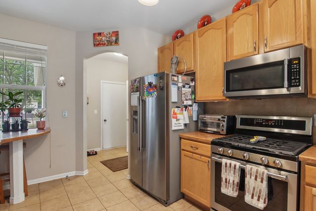664 W Kristina Lane, Round Lake, IL 60073