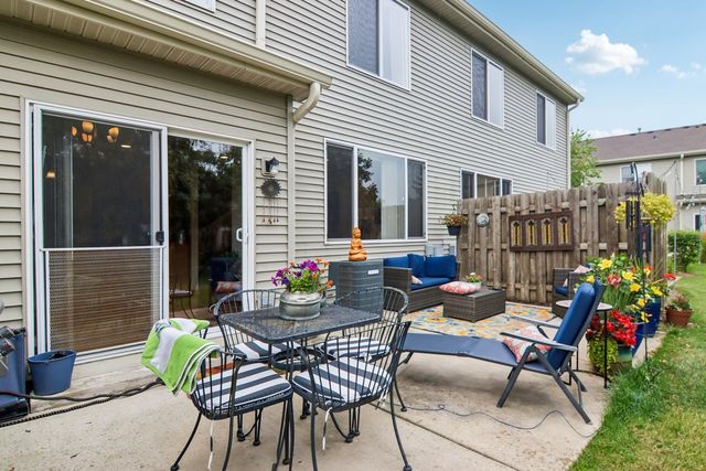 664 W Kristina Lane, Round Lake, IL 60073