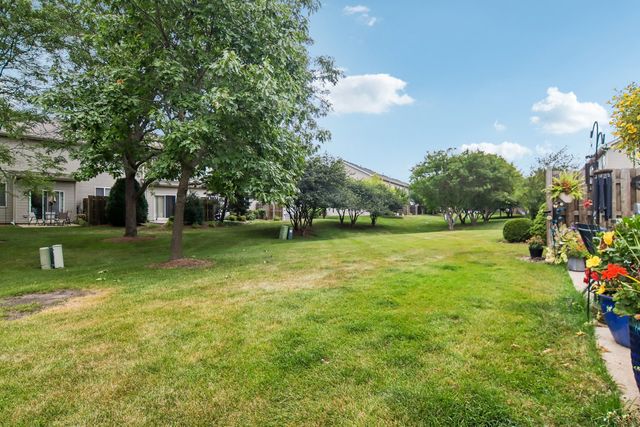664 W Kristina Lane, Round Lake, IL 60073