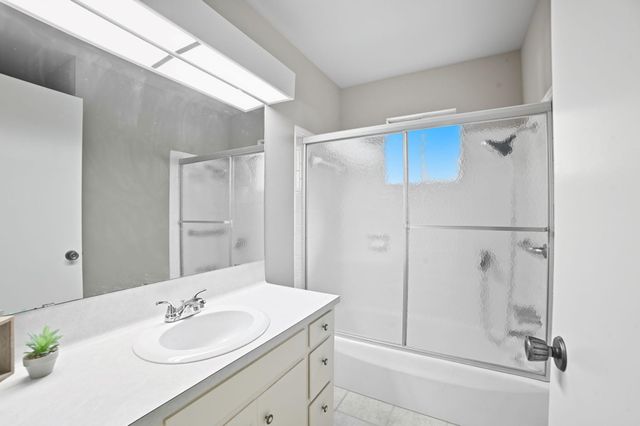 6321 Lakewood DR, Austin, TX 78731