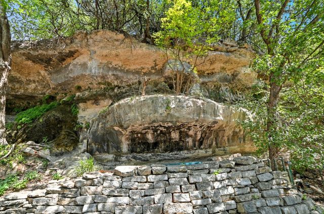 6321 Lakewood DR, Austin, TX 78731