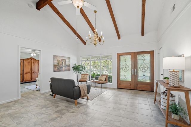 6321 Lakewood DR, Austin, TX 78731