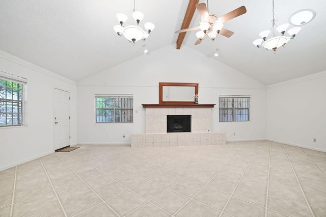 6321 Lakewood DR, Austin, TX 78731