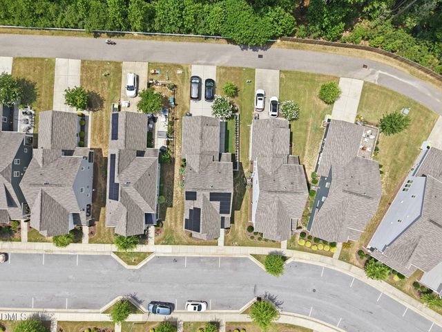 120 Beldenshire Way, Holly Springs, NC 27540