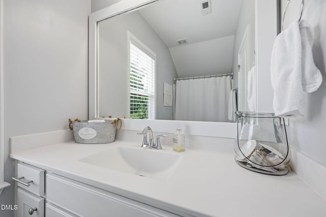 120 Beldenshire Way, Holly Springs, NC 27540