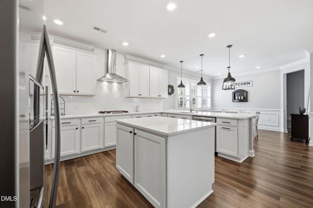120 Beldenshire Way, Holly Springs, NC 27540