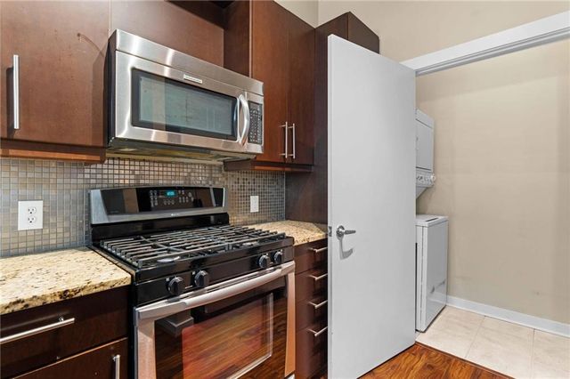 870 Inman Village Parkway NE 204, Atlanta, GA 30307