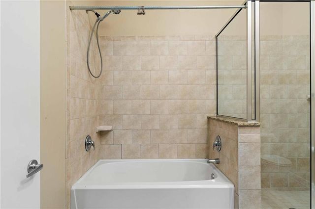 870 Inman Village Parkway NE 204, Atlanta, GA 30307