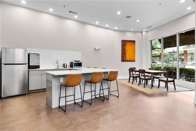 870 Inman Village Parkway NE 204, Atlanta, GA 30307